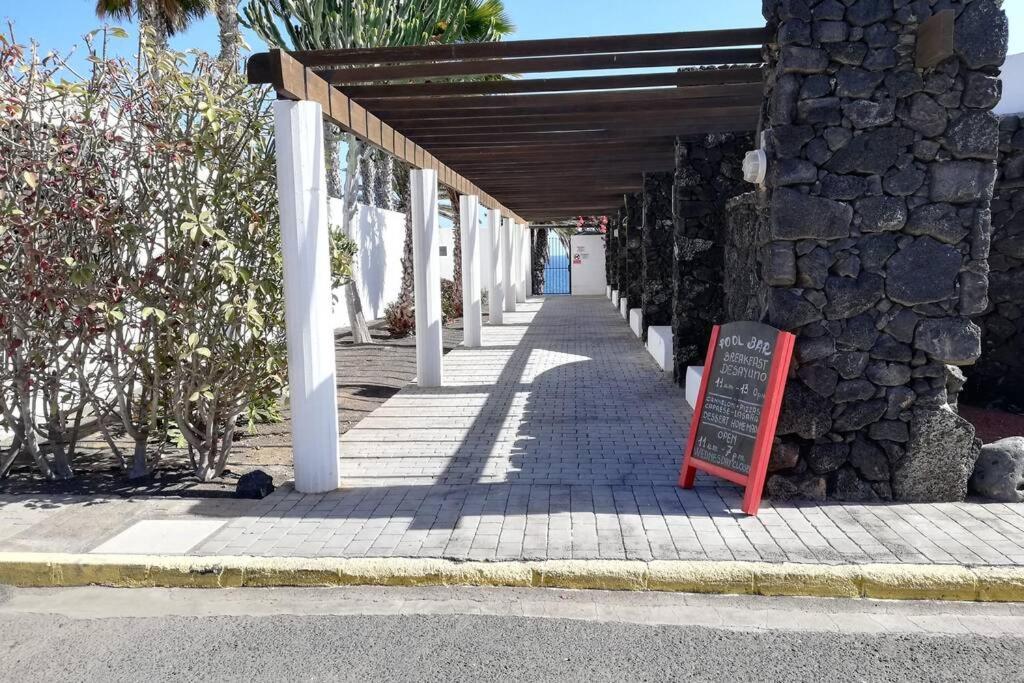 Apartamento Lina 25 Playa Roca Costa Teguise Εξωτερικό φωτογραφία